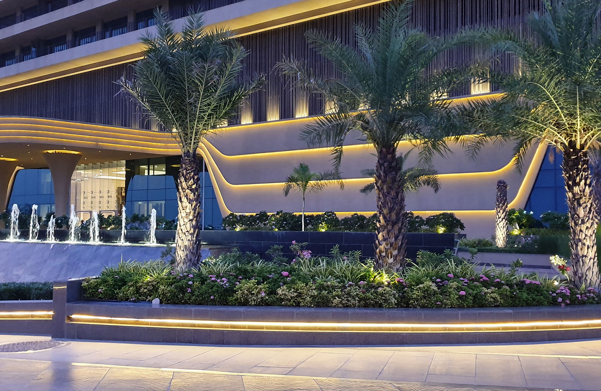 Entrance from the Airport - Picture of Gift City Club, a member of Radisson  Individuals, Gandhinagar - Tripadvisor